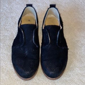 Ricci Flat Snakeskin Shoe in Black